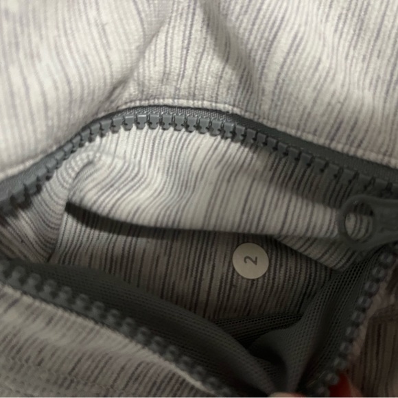 Lululemon Define Jacket - Picture 4 of 9